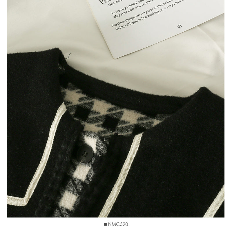 Manteau ample à simple boutonnage avec col de poupée et surpiqûres contrastées 2126