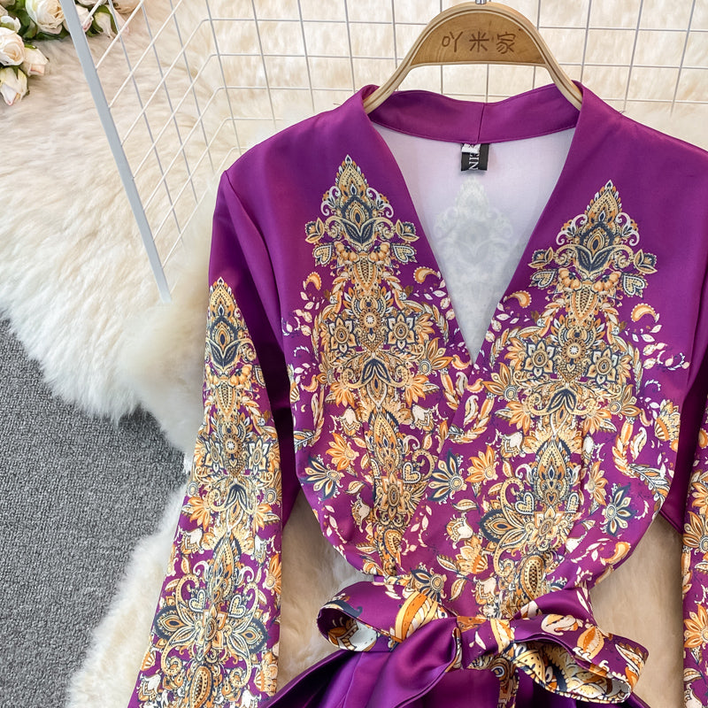 Court Vintage printed long sleeved dress with large swing  3382