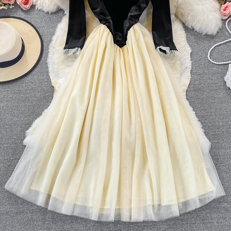 Vintage Hepburn mesh stitched square neck velvet dress  3007