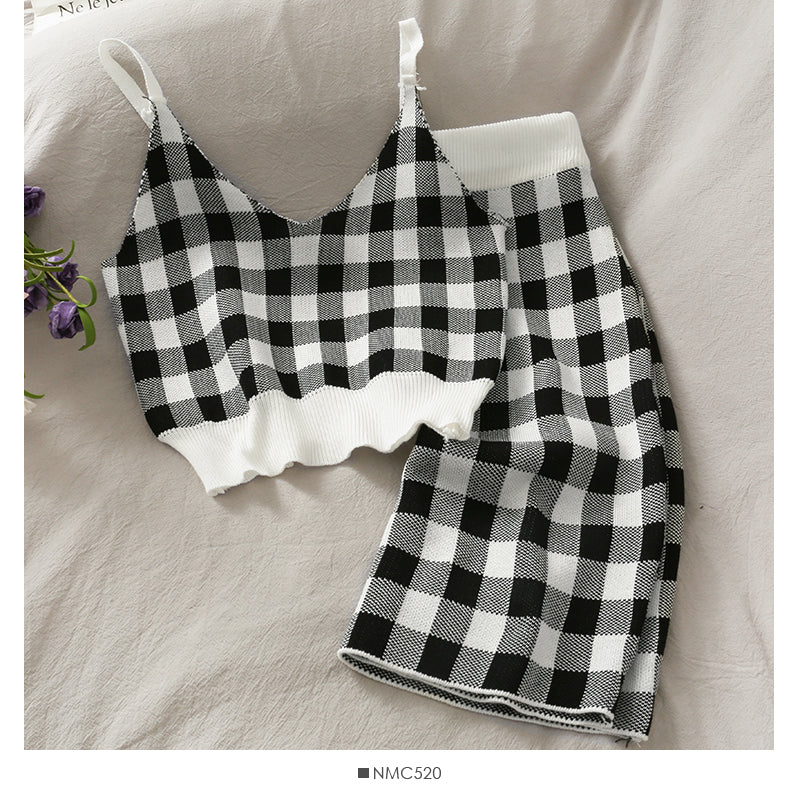 Open navel short low neck knitted vest elastic waist bag hip skirt  2543
