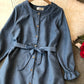 Rüschen-Schnürkleid mit Rundhalsausschnitt und hoher Taille 3398