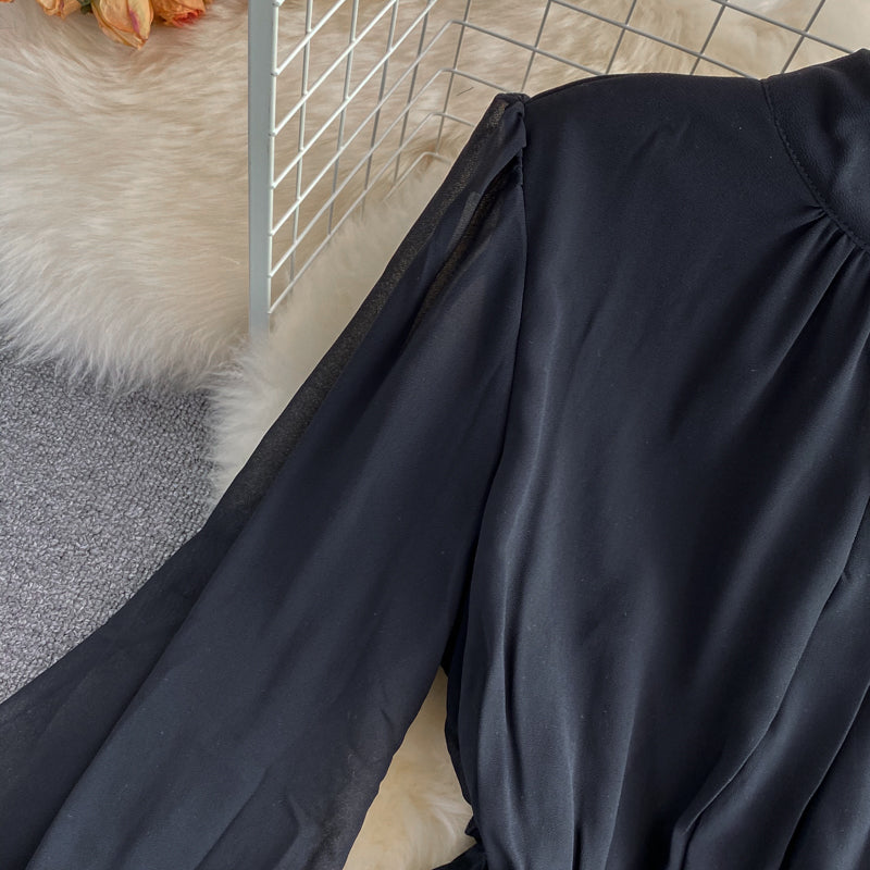 Slim waist, medium length Pleated Dress, long sleeve  2997