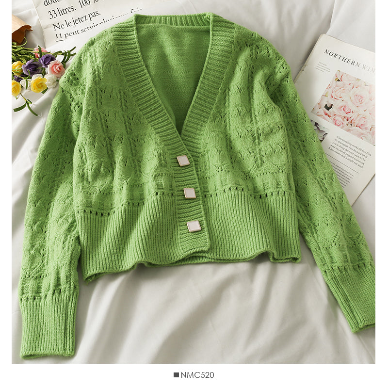 Knitwear women's new V-neck loose long sleeve sweater  1925