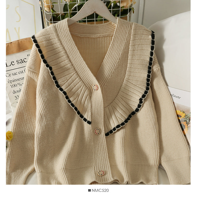 Einreihiger, lockerer, dünner Pullover mit V-Ausschnitt und Kontrastrüschen 1834