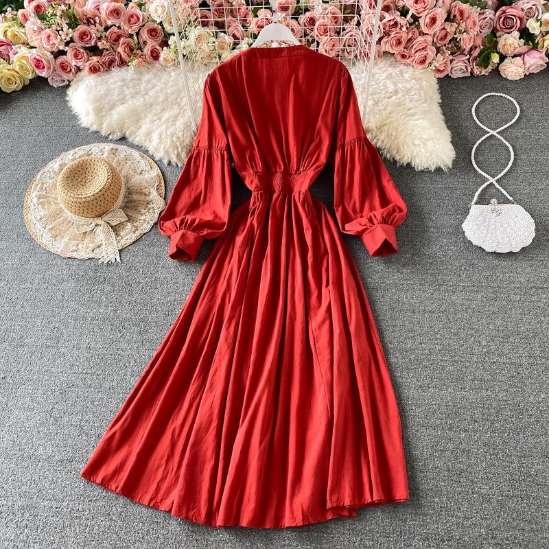 Gentle wind closing waist Lantern Sleeve V-neck dress  3183