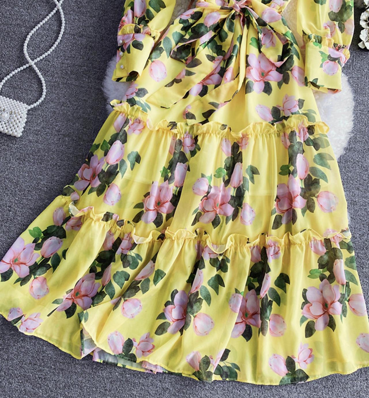 Gelbes Blumenkleid in A-Linie 1307