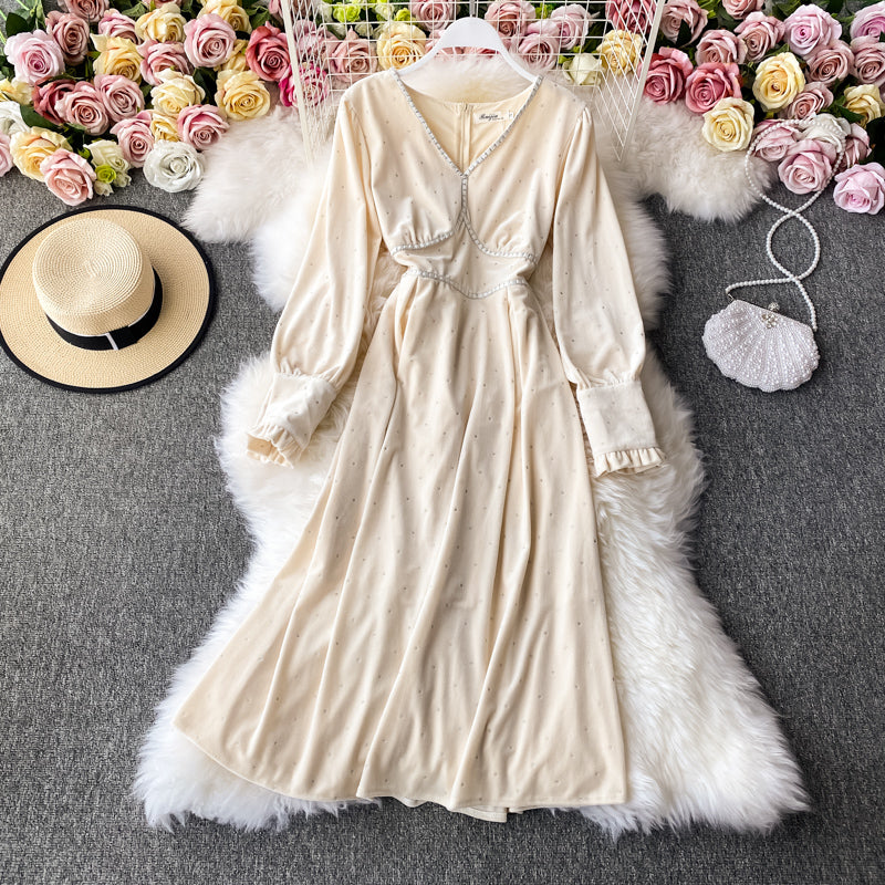 Vintage Hepburn Stil kleines schwarzes Kleid Taille geschlossenes goldenes Samtkleid 2949