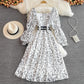 Einreihiges, schmales Spitzenkleid mit hoher Taille und V-Ausschnitt 3124