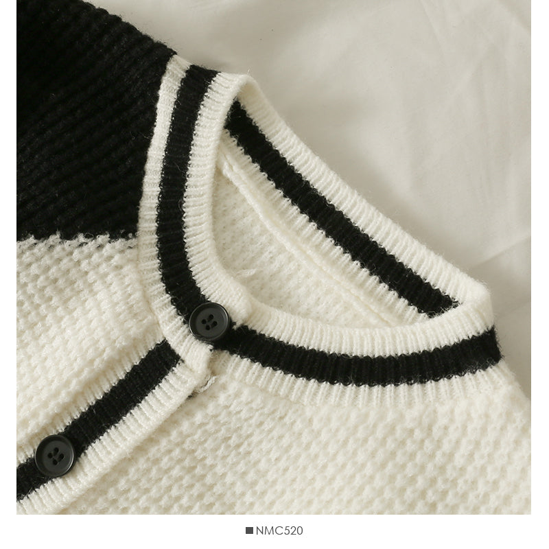 Korean contrast stitching short single breasted outer sweater  2045