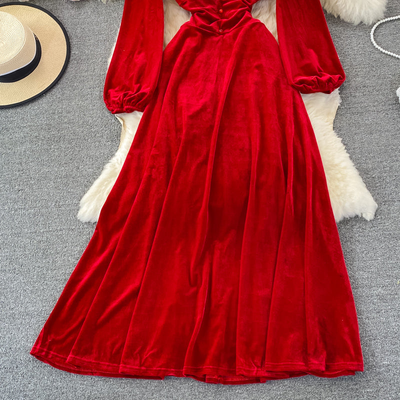 Temperamentvolles, schmales Samtkleid mit V-Ausschnitt und hoher Taille 3089