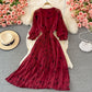 Rundhals-Chiffon-Faltenkleid mit Blumenmuster 3364