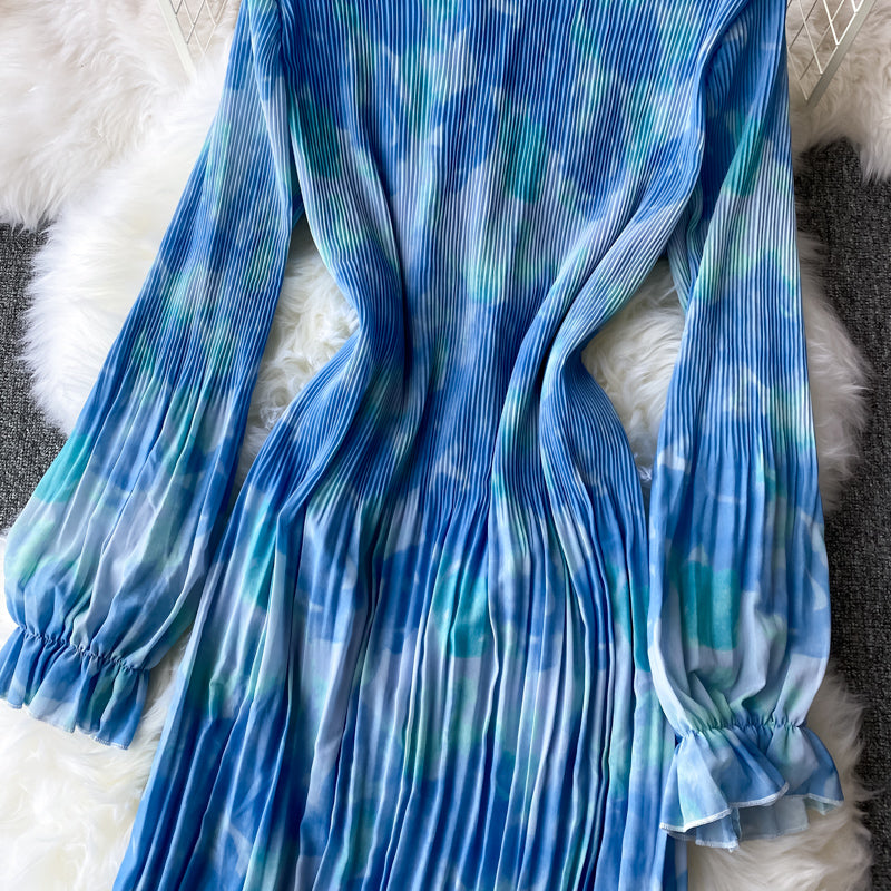 Loose white tie dyed ink print Pleated Chiffon Dress  2950