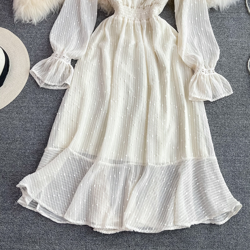 French lace V-neck dress Ruffle temperament large swing skirt  3111