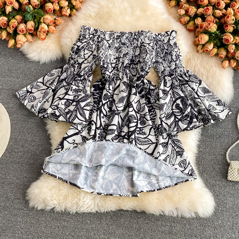Skirt with straight neck, open shoulder and waist, thin ink painting dress, horn sleeve  2749
