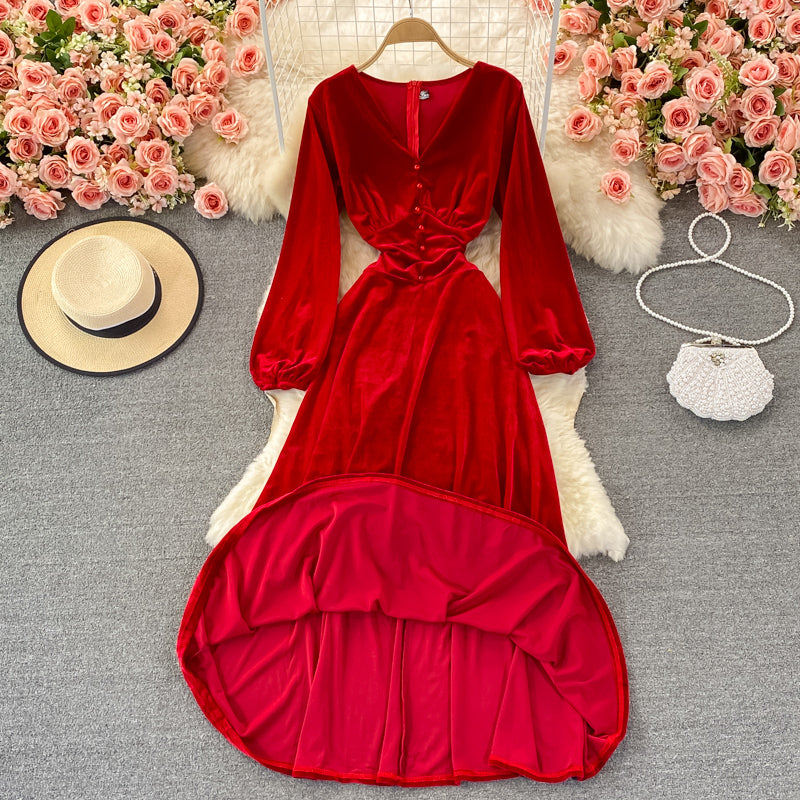 Temperamentvolles, schmales Samtkleid mit V-Ausschnitt und hoher Taille 3089
