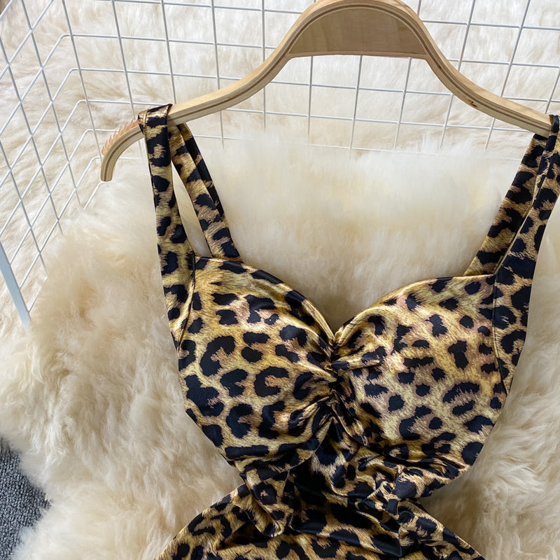 Leopard pleated waist slim split buttock dress  2757