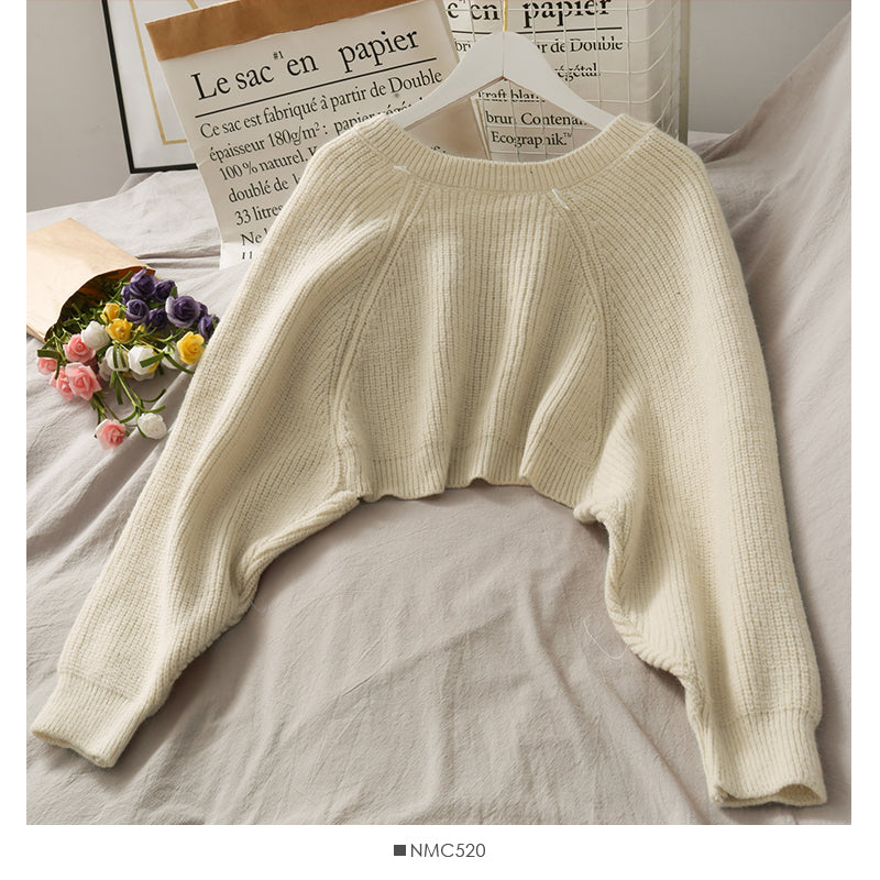 French minority women wearing sweaters outside irregular cardigans in autumn  1689