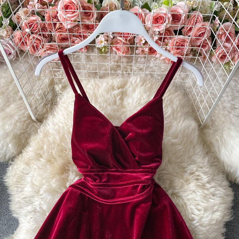 Temperament pleated little man velvet suspender skirt  2763