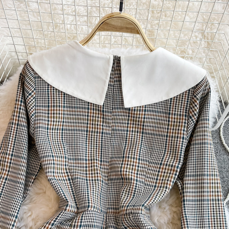 Xiaoxiangfeng doll neck high waist Plaid Dress  3387