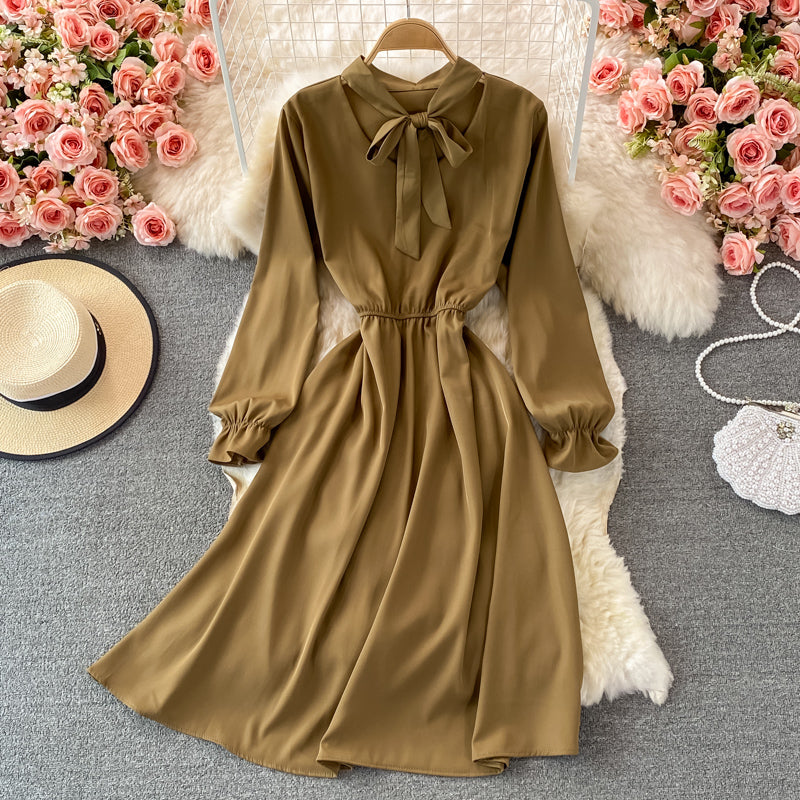 Koreanisches langärmliges Schleifenkleid mit schmaler Taille 2862