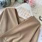 Kurz geschnittener Pullover mit schmaler Taille 1628