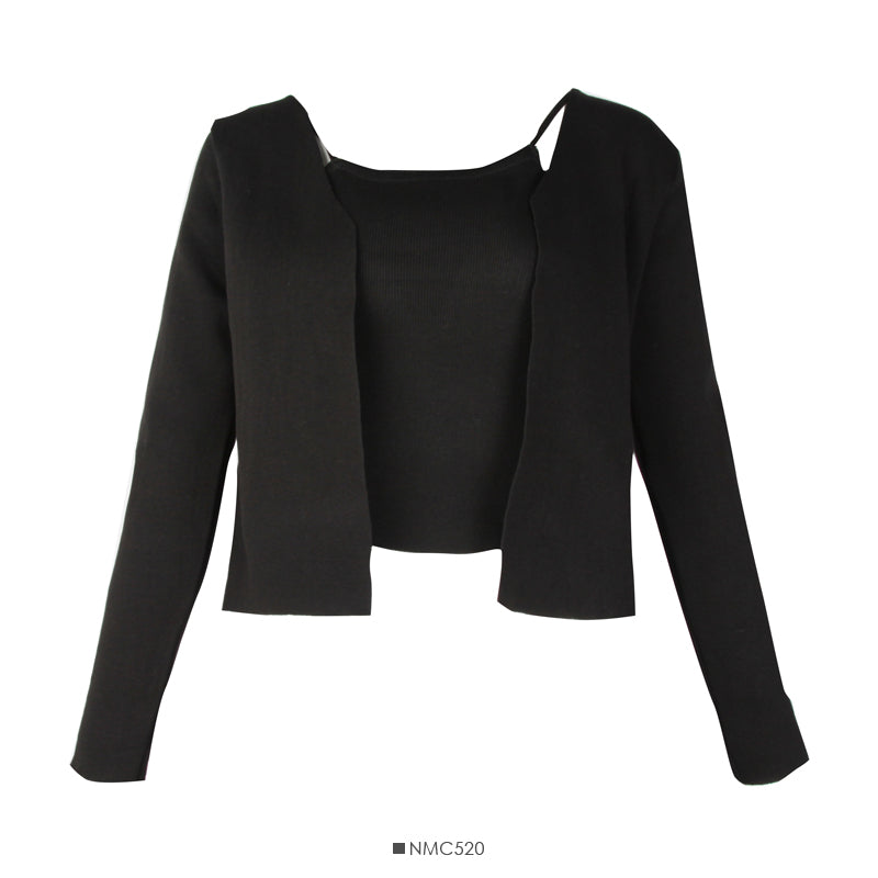 Long sleeved knitted small coat with slim suspender vest inside  1997