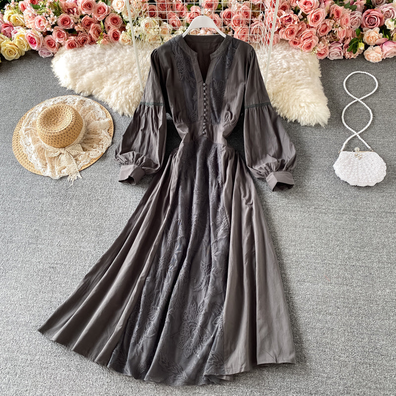 Gentle wind closing waist Lantern Sleeve V-neck dress  3183