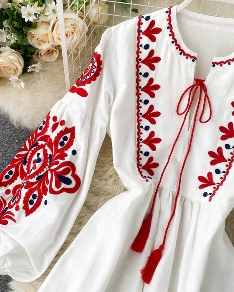 Loose embroidered dress long sleeve dress  1015