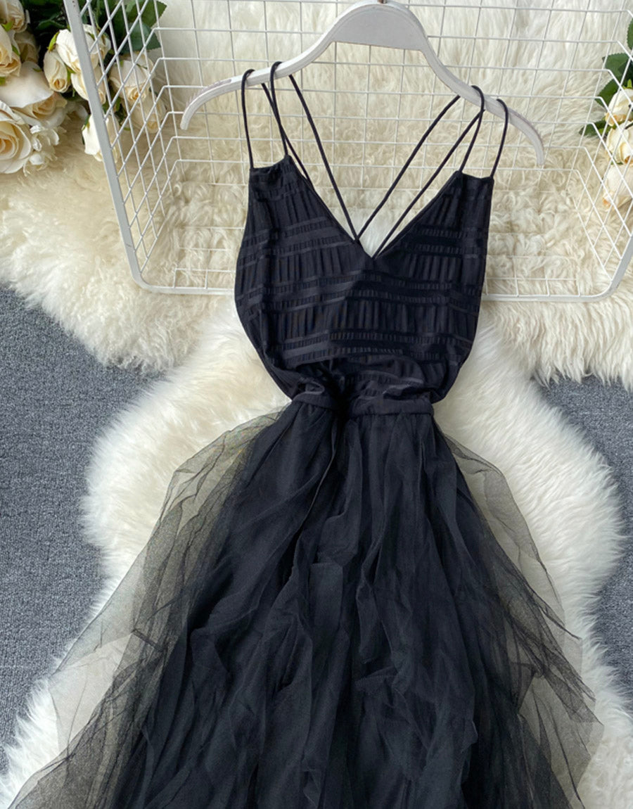 Robe en tulle noire à col en V, robe tendance 1121