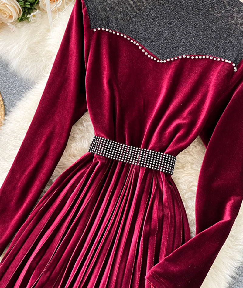 Elegant velvet long sleeve dress  1001