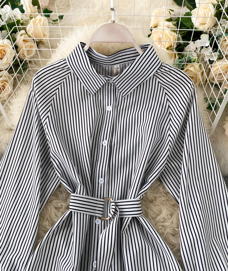 Simple black and white striped long sleeve dress  954