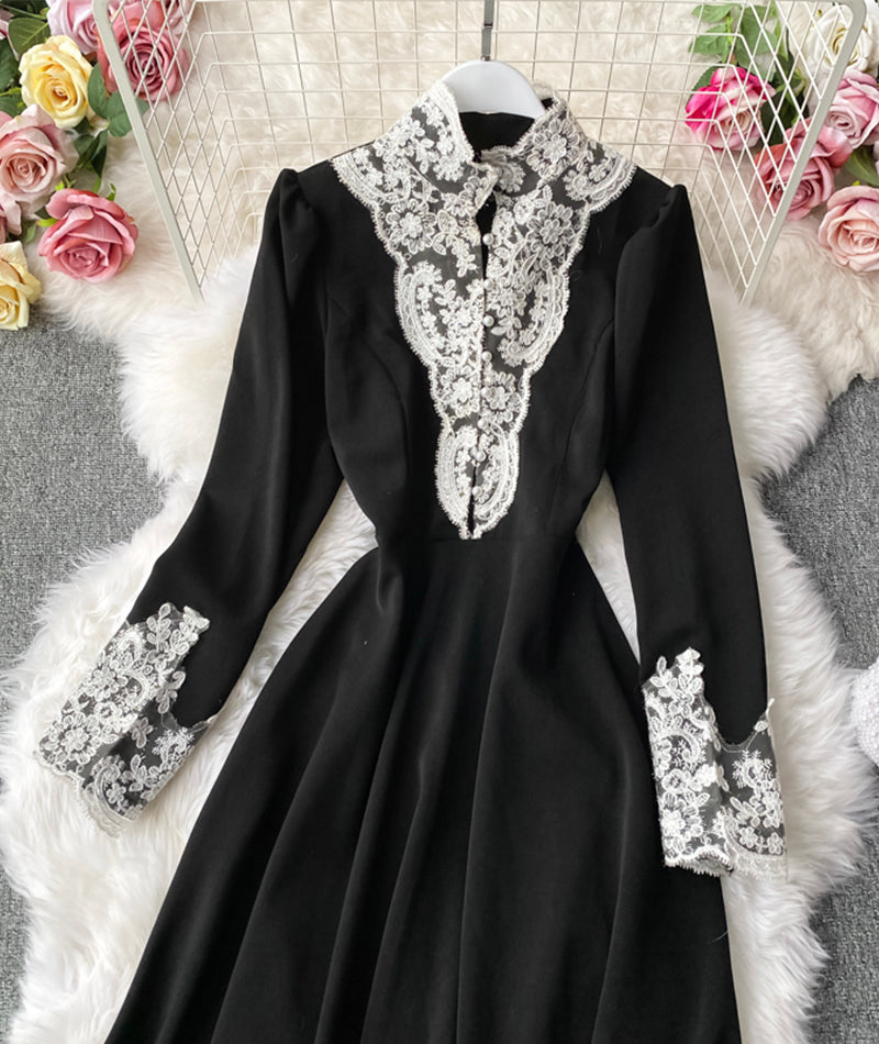 Schwarzes langärmliges Spitzenkleid 967