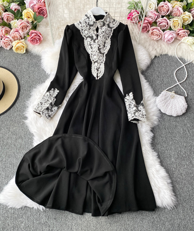 Schwarzes langärmliges Spitzenkleid 967
