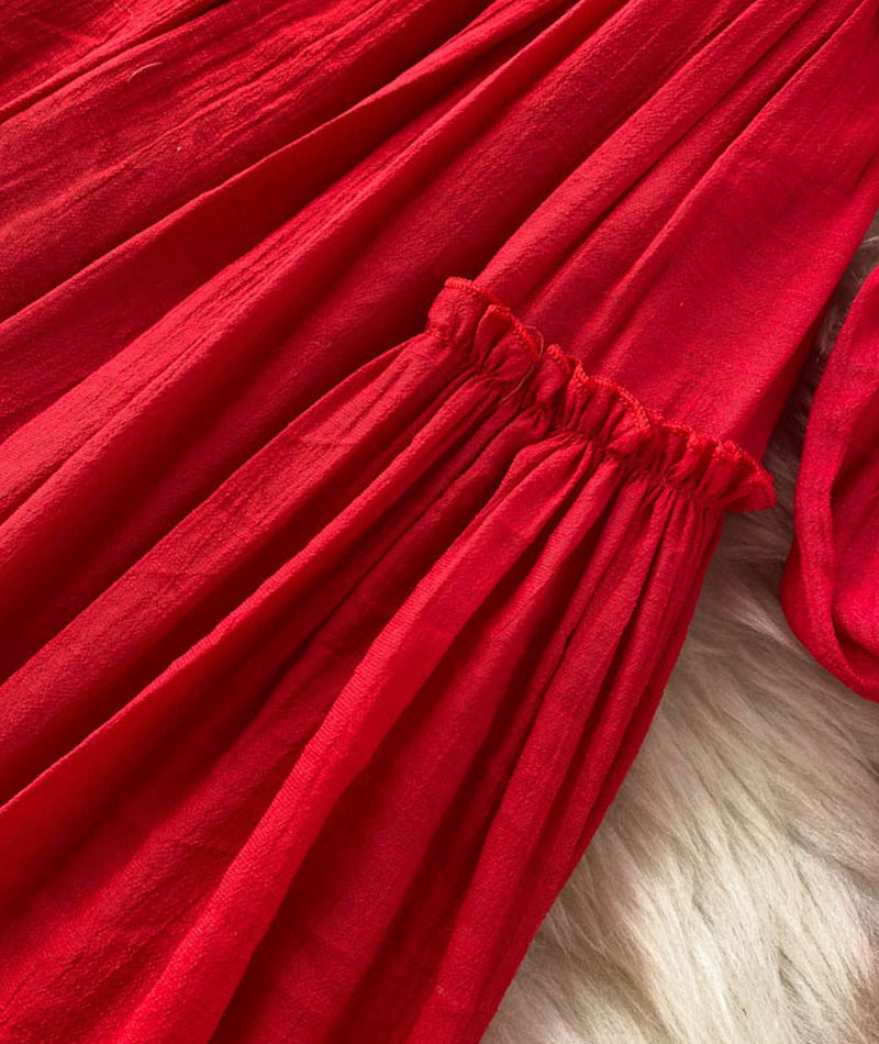 Robe rouge à manches longues et col en V avec dos ouvert 942