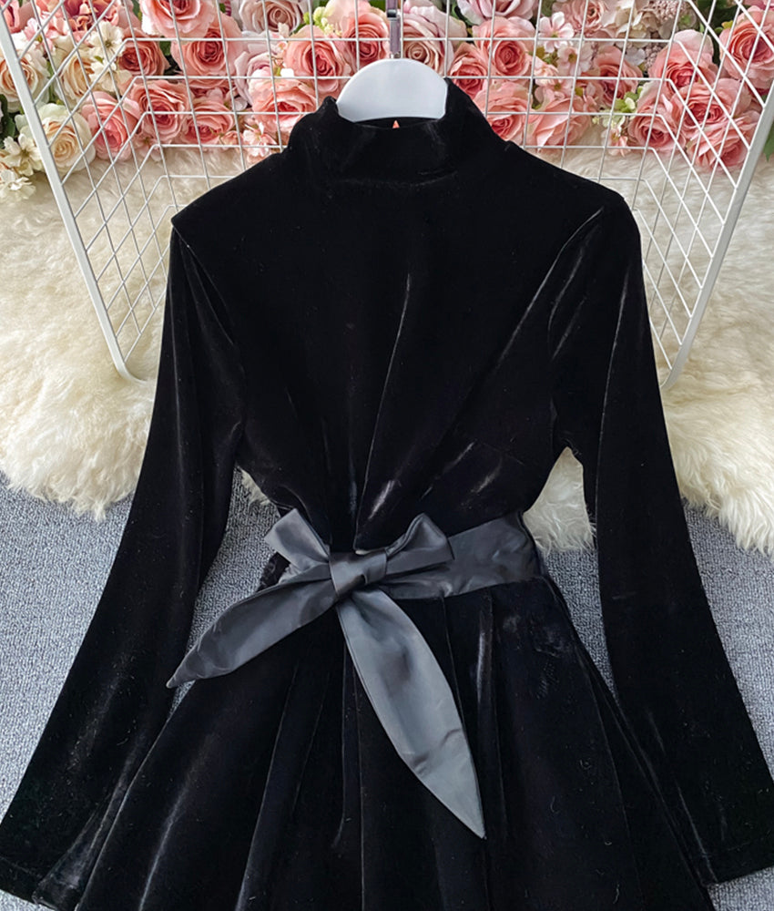 Schwarzes Samt-Langarmkleid Partykleid 890