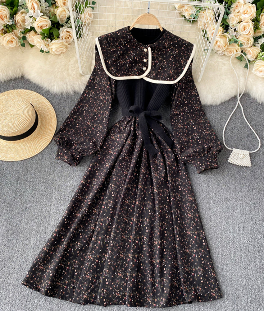 Einzigartig gestaltetes Kleid mit Blumenstickerei und abnehmbarem Ausschnitt 904