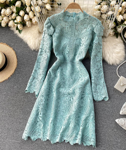 A line cutout lace dress long sleeve dress  920
