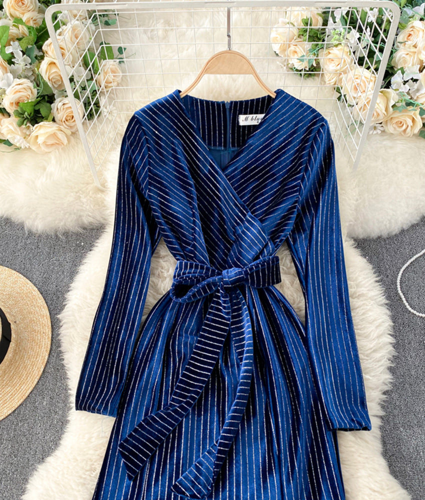 Elegant v neck velvet dress fashion dress  892