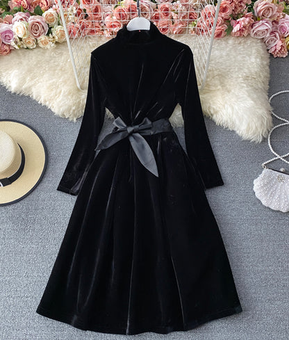 Schwarzes Samt-Langarmkleid Partykleid 890