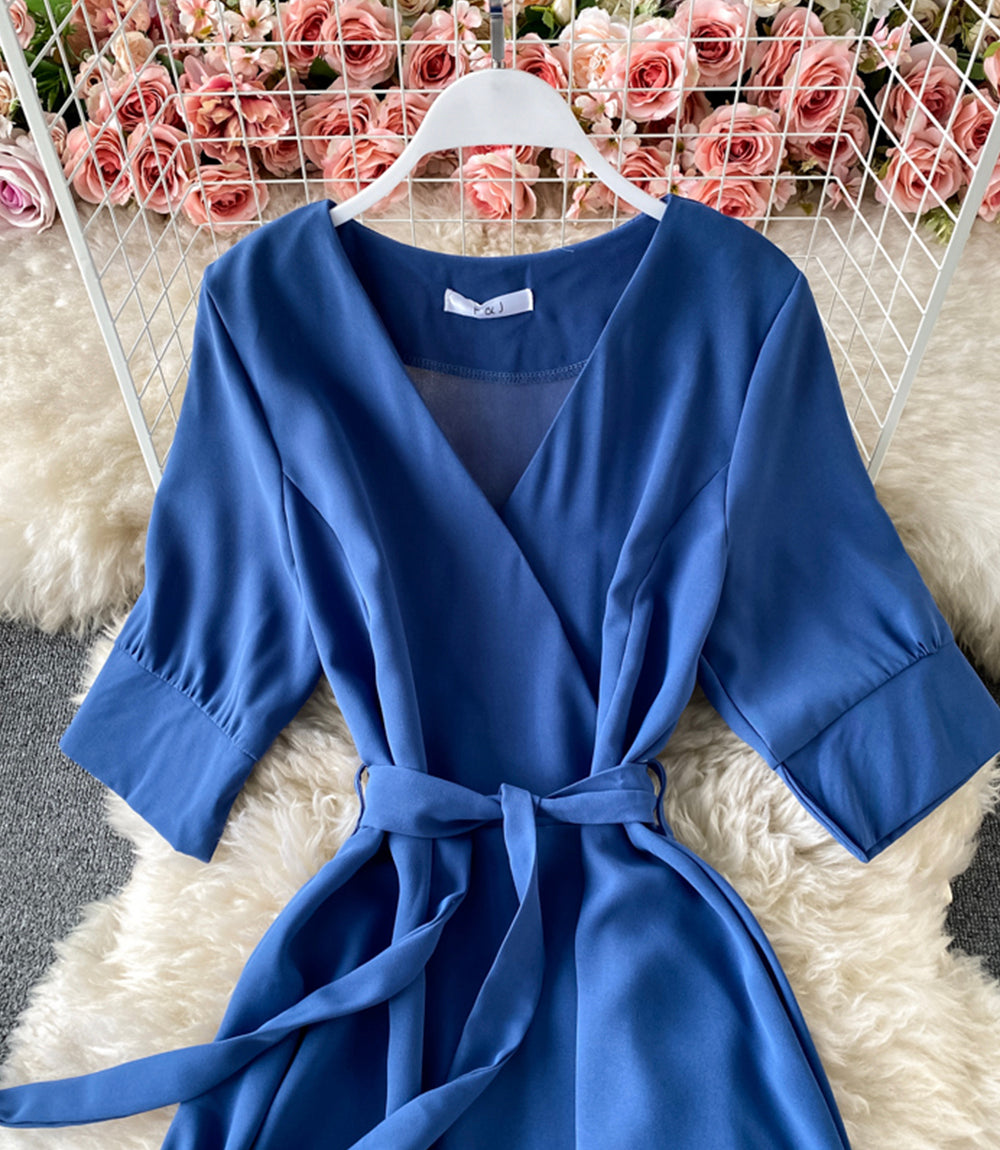 Robe courte simple à col en V, robe tendance 868