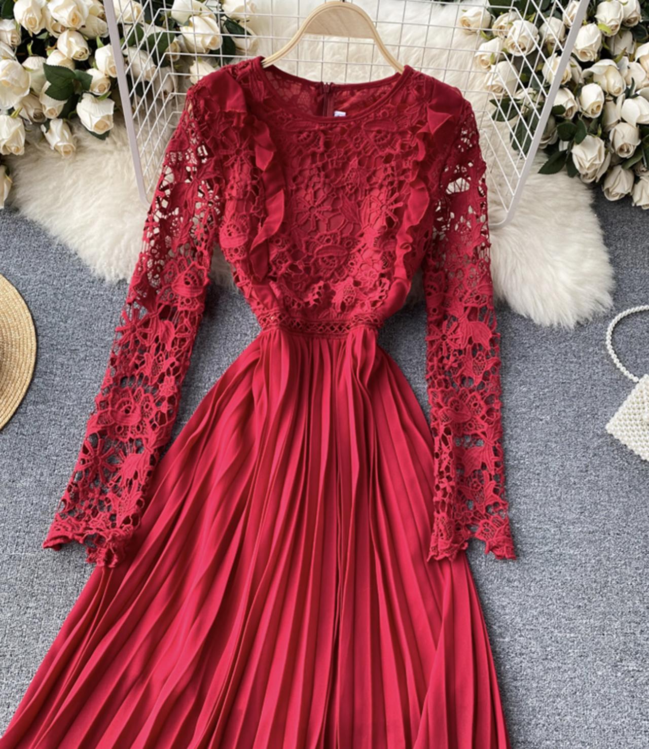 Stylish long sleeve lace dress  768