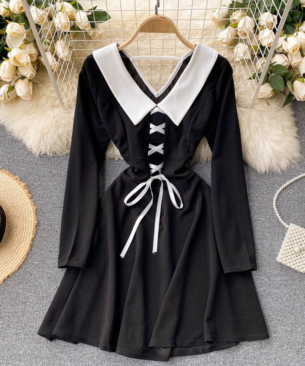 Süßes kurzes Kleid mit V-Ausschnitt, Mode-Mädchenkleid 834