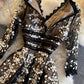 Schwarzes Spitzenkleid mit V-Ausschnitt A-Linie Partykleid 827