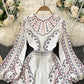 Süßes langärmliges Kleid in A-Linie 832