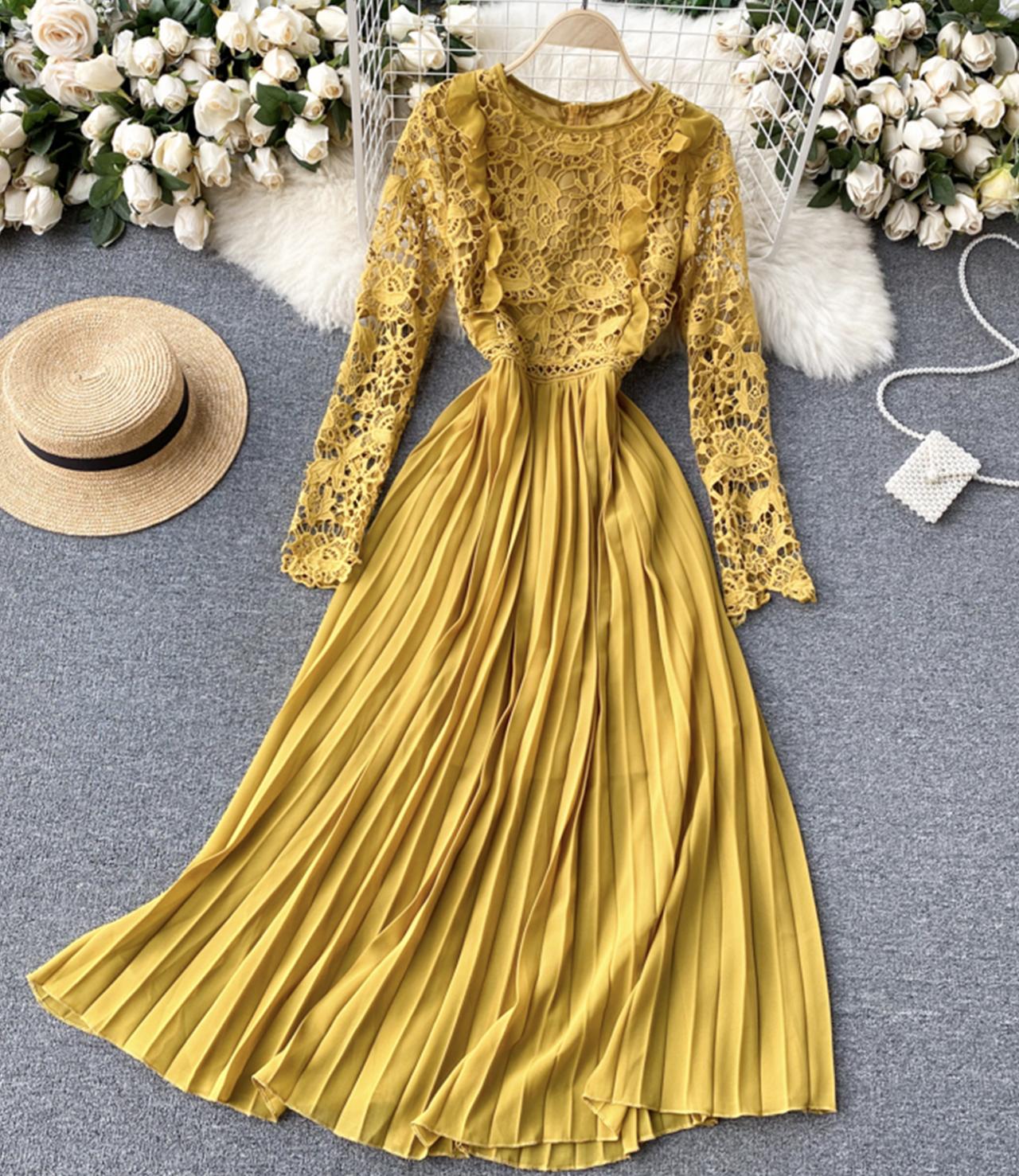 Stylish long sleeve lace dress  768