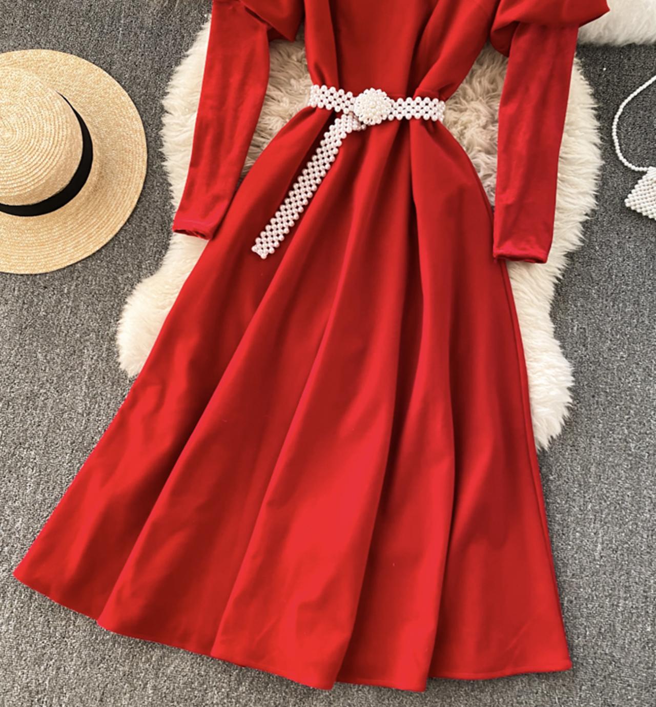 Stilvolles Kleid in A-Linie mit langen Ärmeln 812