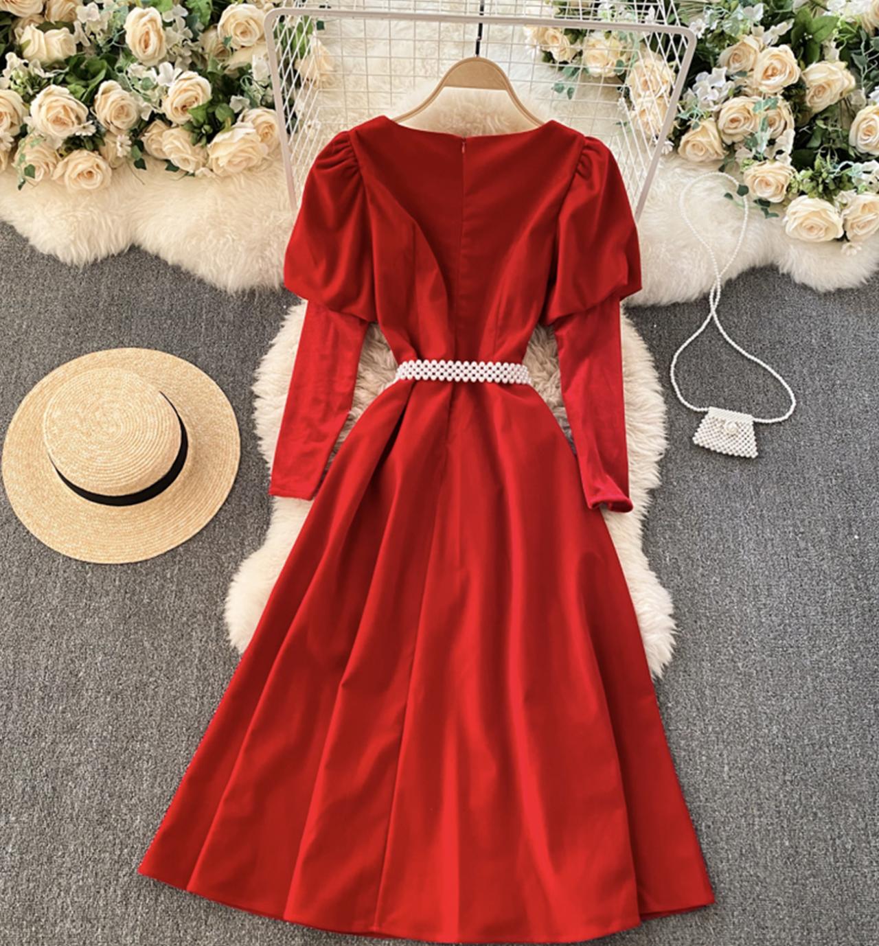 Stilvolles Kleid in A-Linie mit langen Ärmeln 812