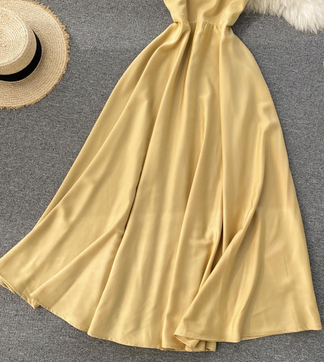 Süßes Satinkleid mit V-Ausschnitt, modisches Kleid 799 