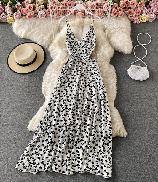 Stylish v neck floral dress  763