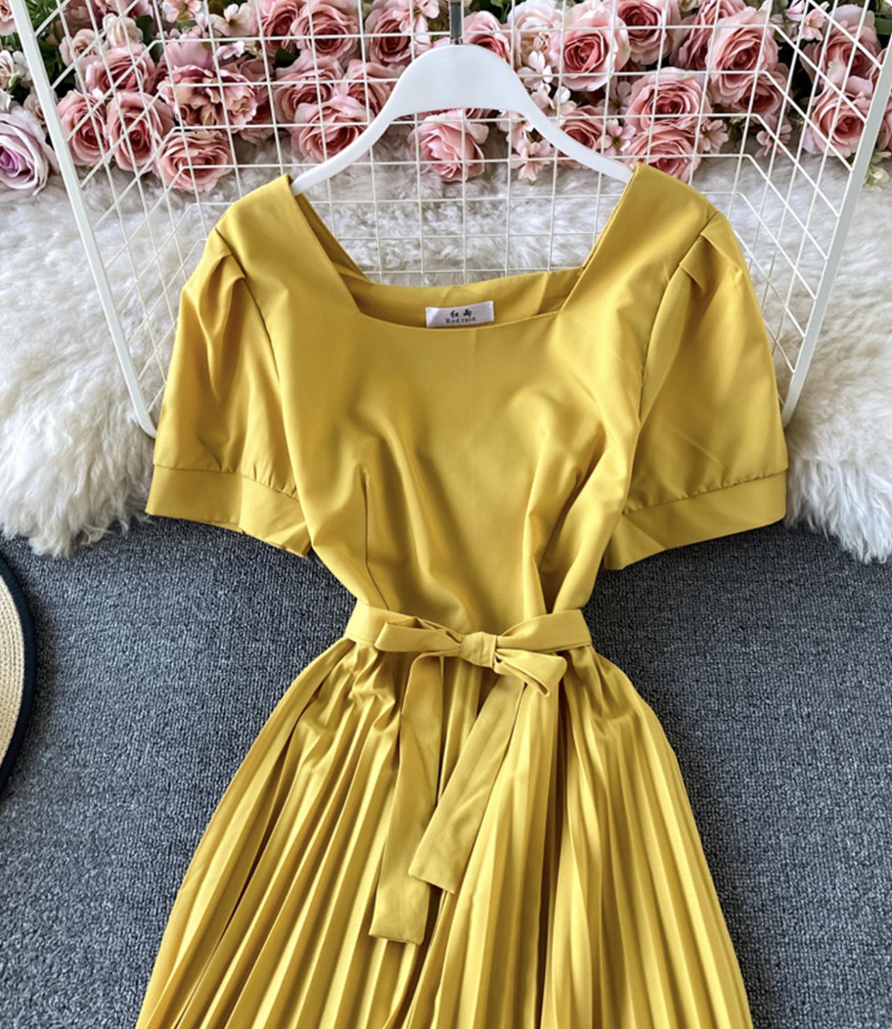 Süßes A-Linien-Modekleid mit Rundhalsausschnitt 756